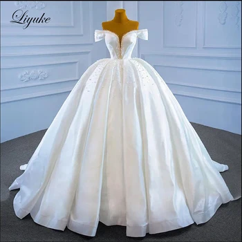 Liyuke Ruched חצאית קפלים סאטן חתונה השמלה כתף פנינים V צוואר שמלות כלה